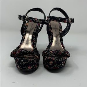 Chinese Laundry Wedges with Black/Floral Design